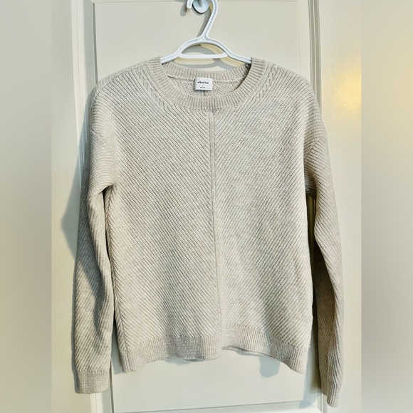 ARITZIA Wilfred Grey Isabelli Merino Wool Sweater Size Small - Picture 2 of 8